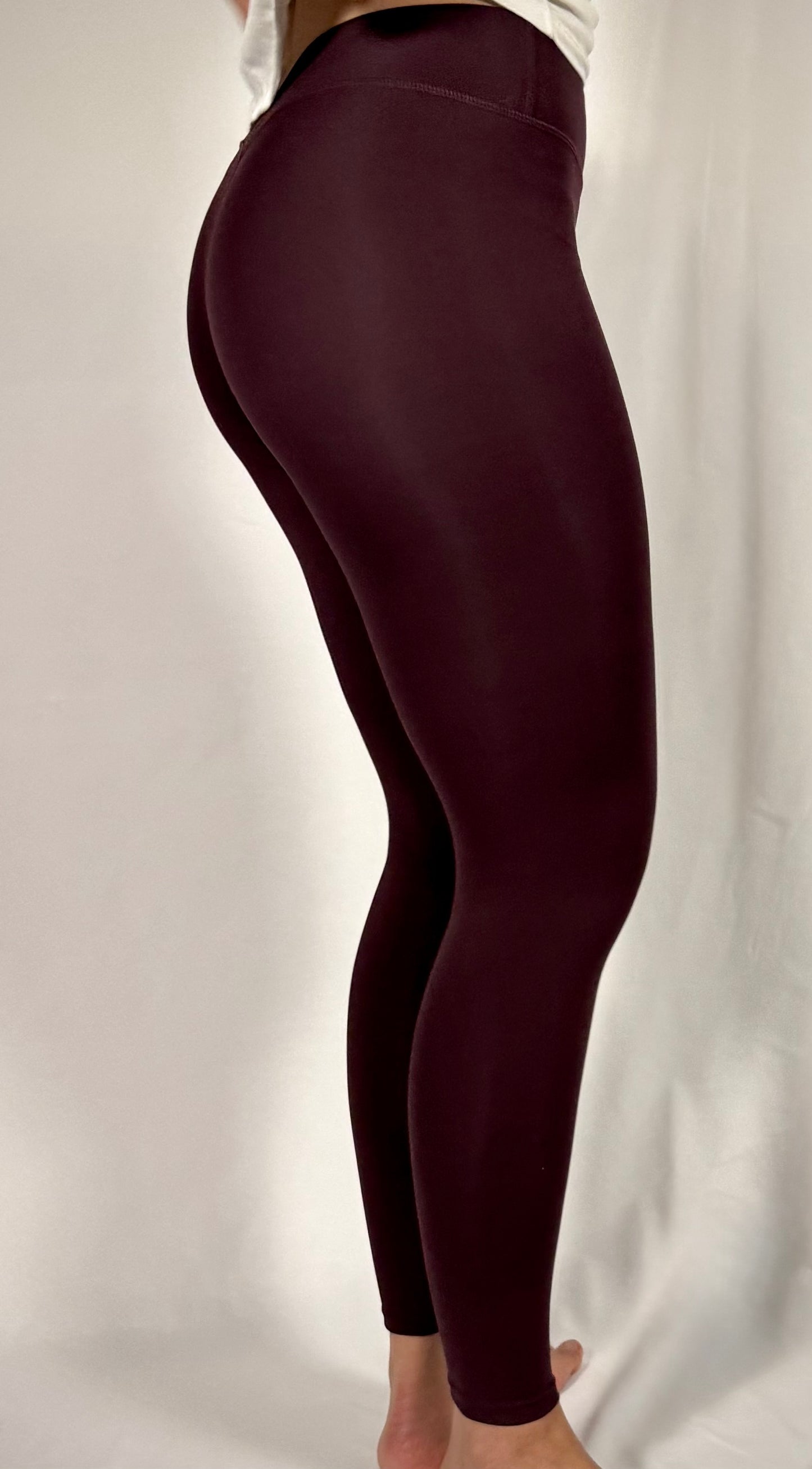 V-Back Legging — Trace Collection