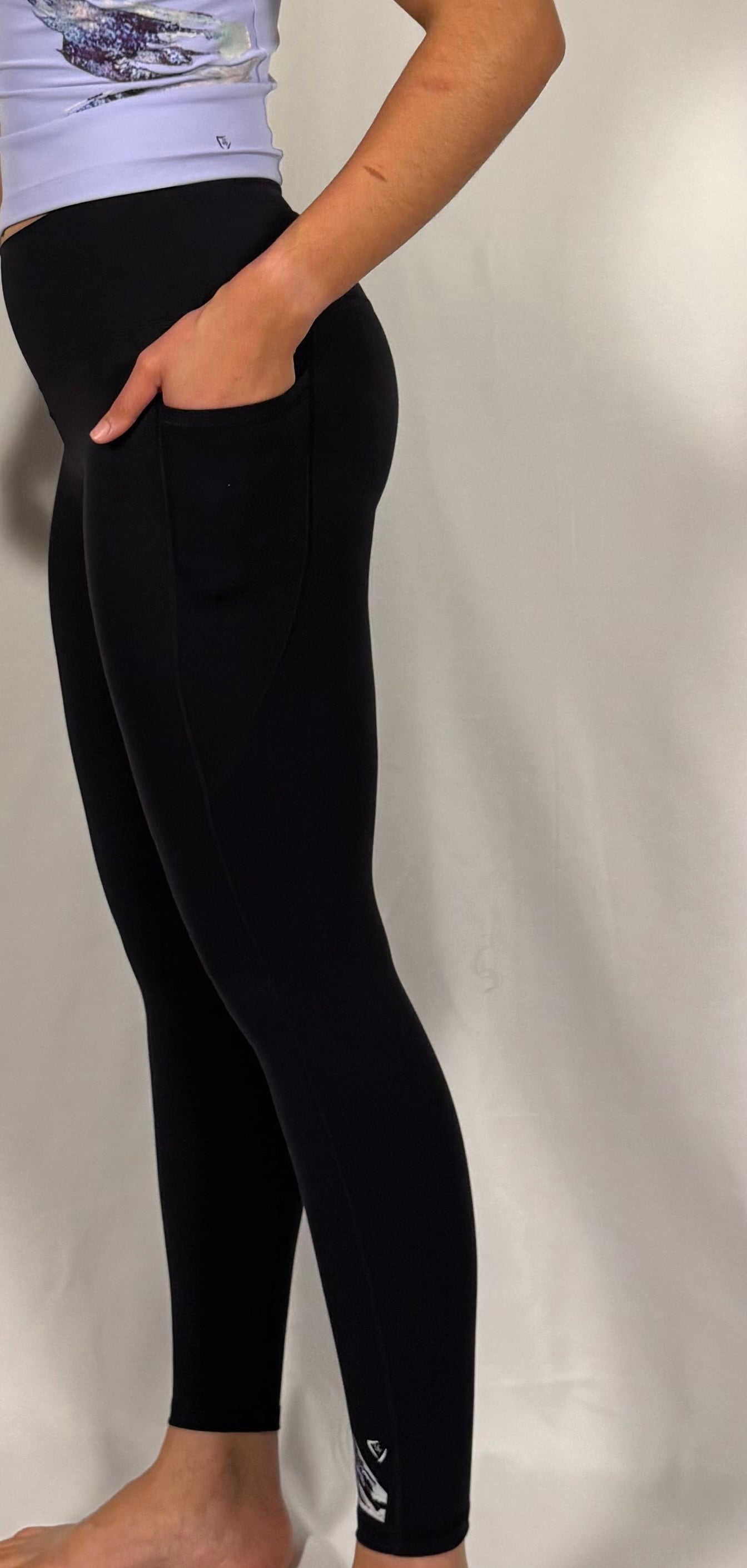Streamline Legging — Kinetic Collection